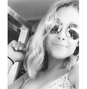 Meet your Posher, Made